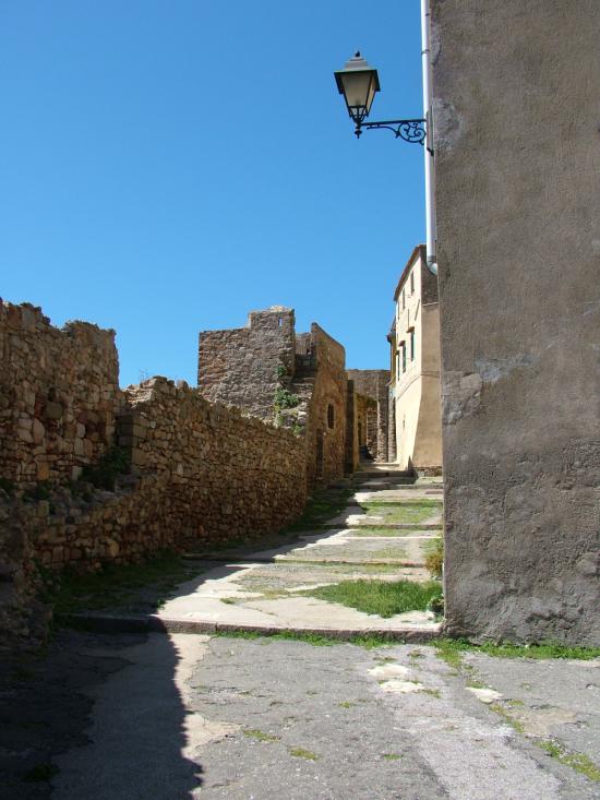 image015