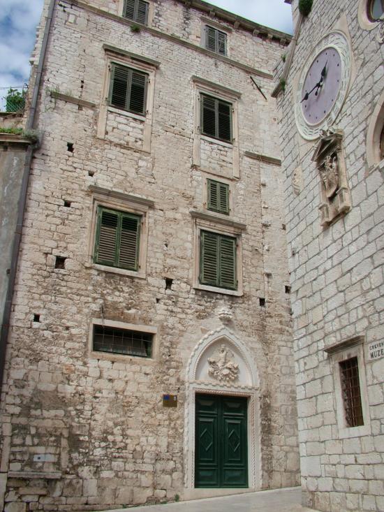 image036