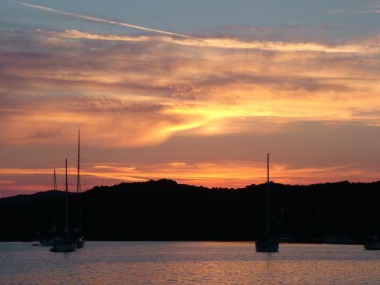 image042